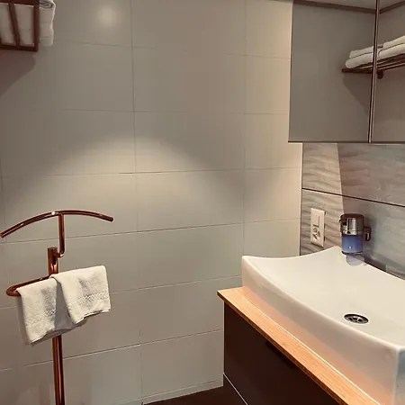 Estalagem Boutique Bellevue Am Brienzersee Interlaken 3*