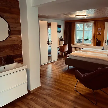 Boutique Bellevue Am Brienzersee Interlaken 3* 伊瑟尔特瓦尔德