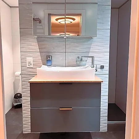 Boutique Bellevue Am Brienzersee Interlaken 宾馆 伊瑟尔特瓦尔德