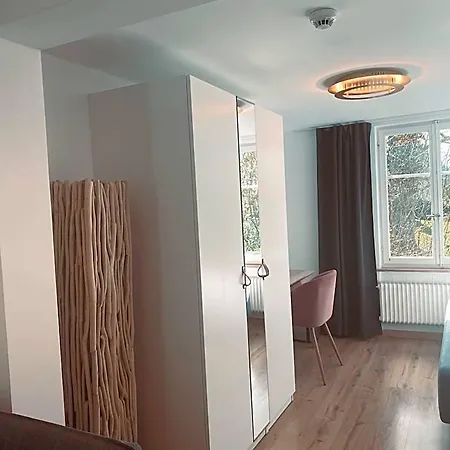 Boutique Bellevue Am Brienzersee Interlaken 伊瑟尔特瓦尔德