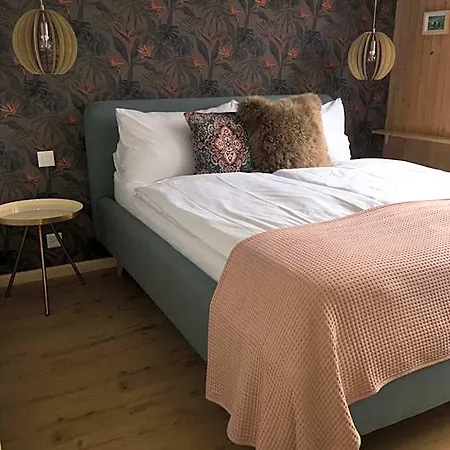宾馆 Boutique Bellevue Am Brienzersee Interlaken 3*