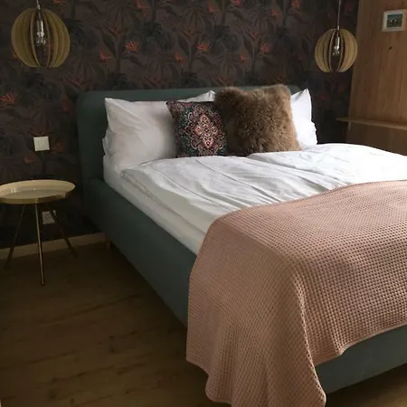 Boutique Bellevue Am Brienzersee Interlaken 伊瑟尔特瓦尔德