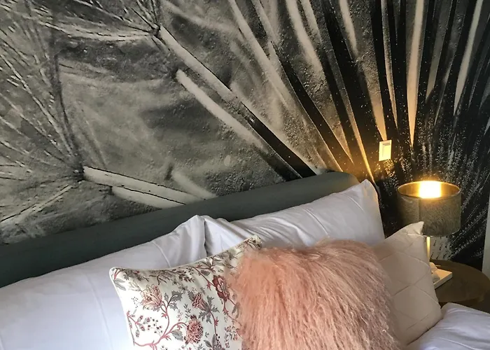 Boutique Hotel Bellevue B&B Am Brienzersee Iseltwald Interlaken 3*