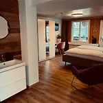 Boutique Bellevue Am Brienzersee Interlaken 3* イゼルトヴァルト