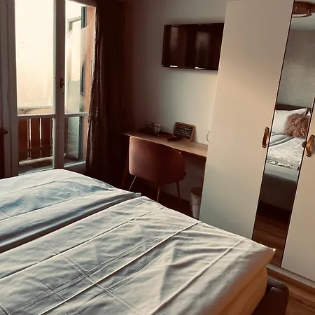 Boutique Bellevue Am Brienzersee Interlaken Zajazd 3*